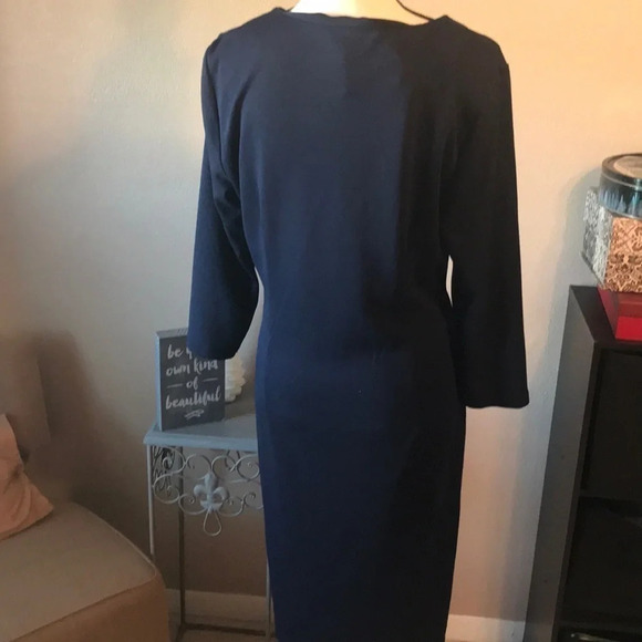 🌻Gorgeous navy blue dress 🌻 - Picture 5 of 8